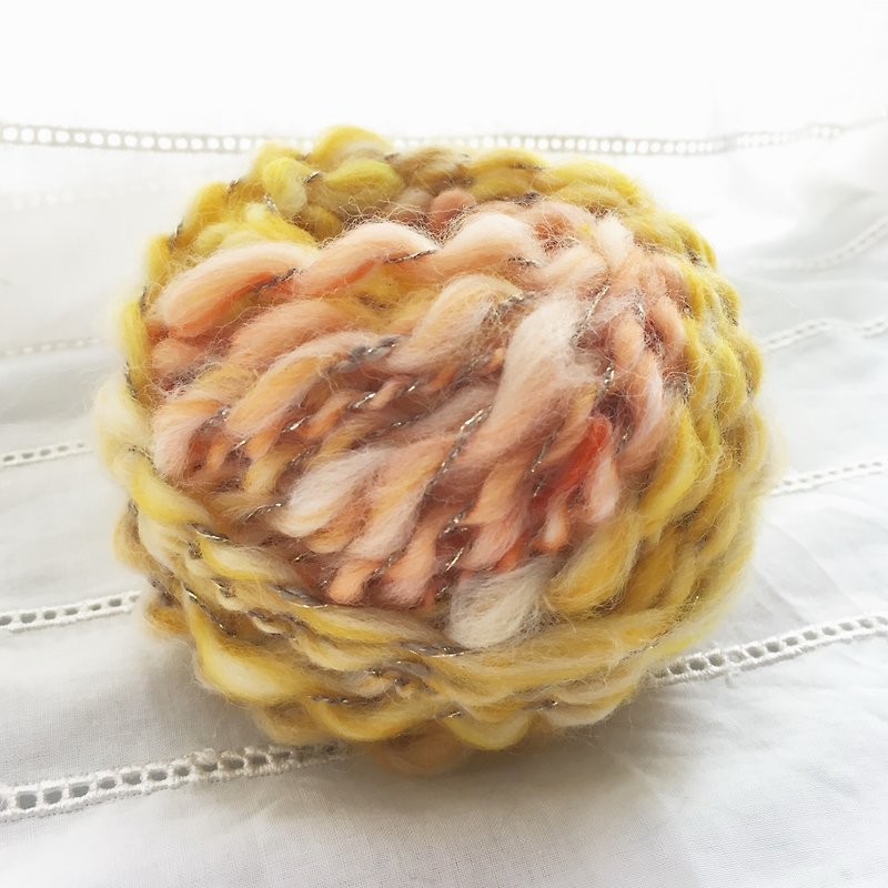 Mixed color passion fruit hand-twisted thread/hand-spun thread/hand-made thread/wool/DIY material/material package - Knitting, Embroidery, Felted Wool & Sewing - Wool Yellow