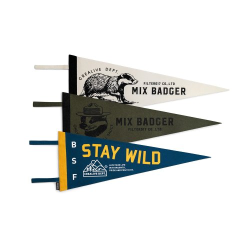 filter017 Filter017 Mountain Peak Logo / Mix Badger Pennant 裝飾三角旗