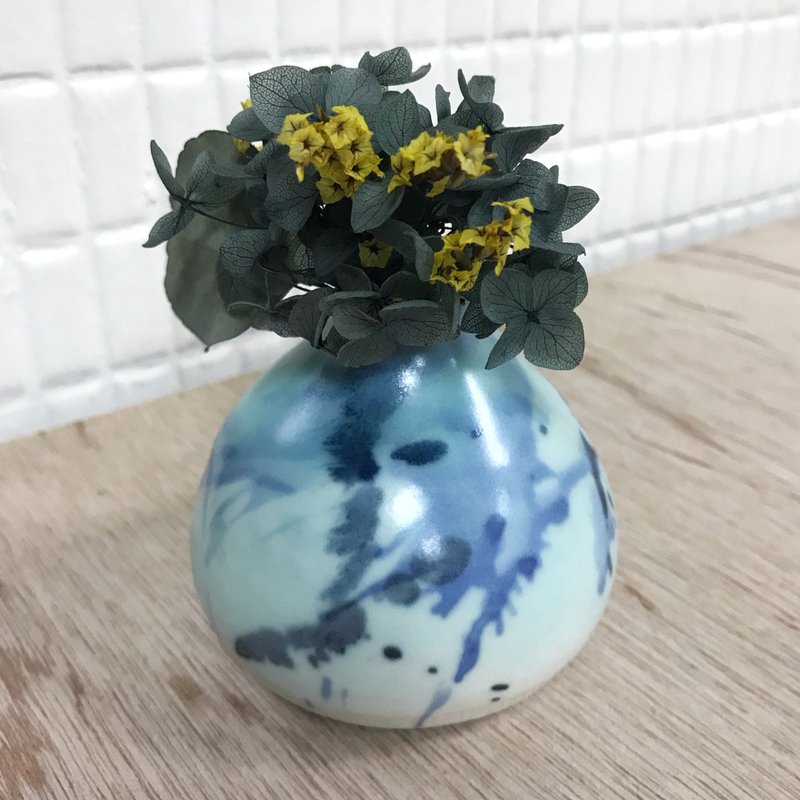天青色小花器/陶瓷/手拉胚/半霧面 - 花瓶/花器 - 陶 藍色