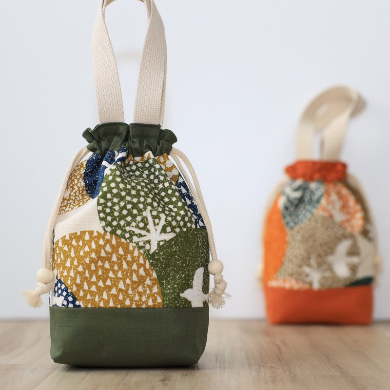 [River] Tote Bag (Small) / Forest Bird-Green - กระเป๋าถือ - ผ้าฝ้าย/ผ้าลินิน สีเขียว