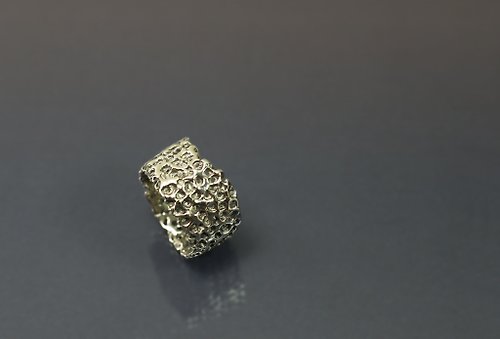 Maple jewelry design 質感系列-不規則質感縷空925銀戒