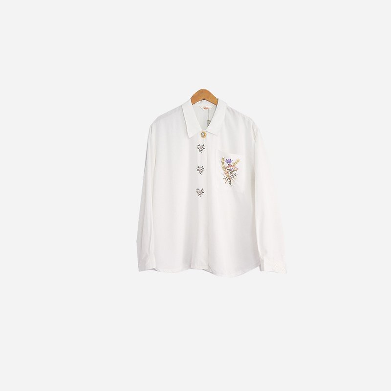 Dislocation vintage / embroidery white long-sleeved shirt no.609 - Women's Shirts - Other Materials White