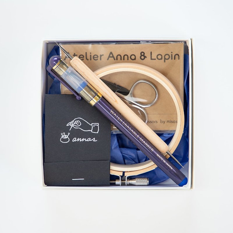 【annas Select】刺繍道具ボックス - 編み物/刺繍/羊毛フェルト/裁縫 - その他の素材 
