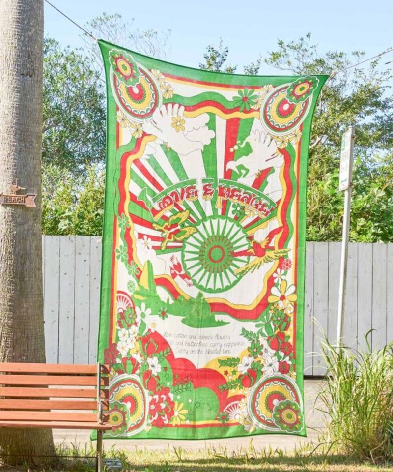 【熱門預購】LOVE & PEACE嬉皮布料 掛布270*175cm (4色)ISYP31A1 - 海報/掛畫/掛布 - 其他材質 多色