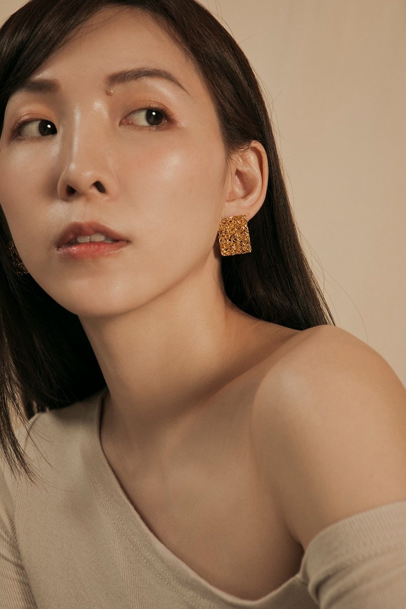 CYH-Chaos earrings - ต่างหู - เครื่องประดับ สีทอง