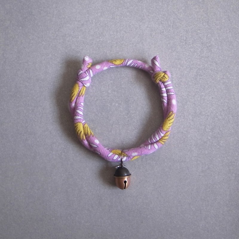 日本犬貓和布項圈(可調式)--紫芭娜娜+紅銅橡樹果鈴(安全扣項圈) - 項圈/牽繩 - 棉．麻 紫色