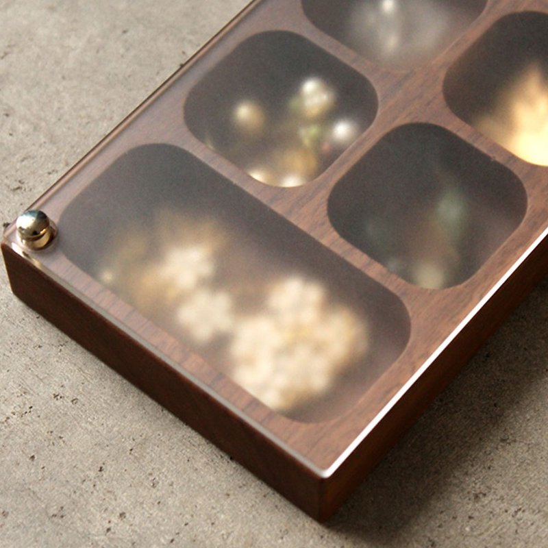 [Spot] Log jewelry partition storage tray - กล่องเก็บของ - ไม้ สีนำ้ตาล