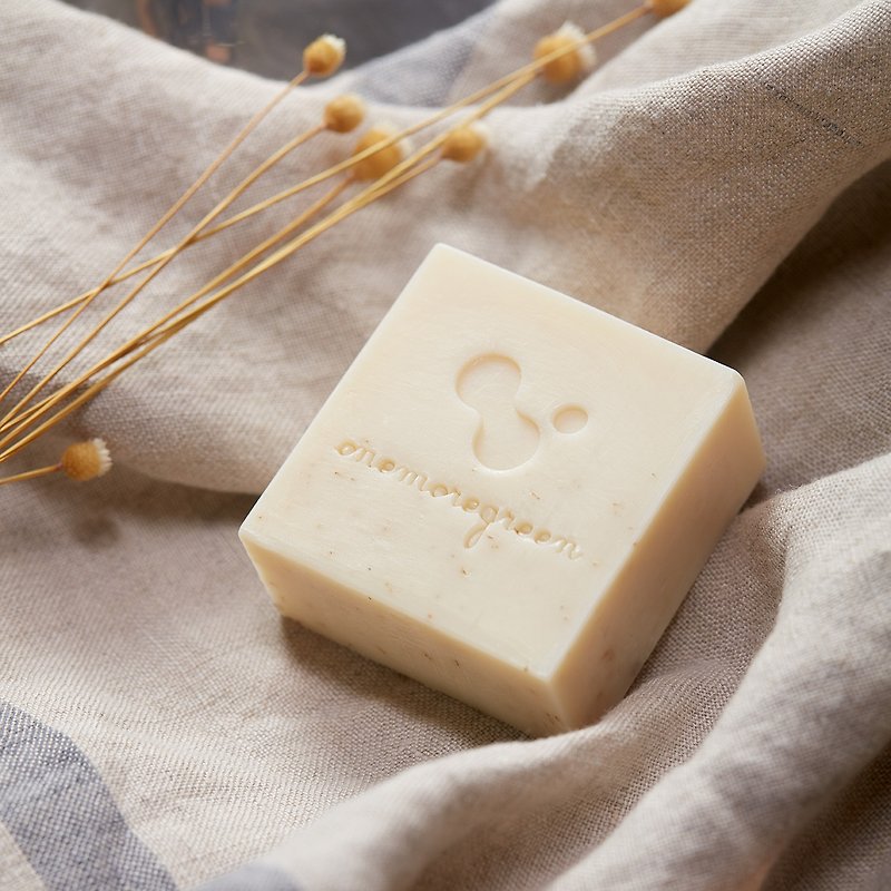 Sweet chamomile and chamomile soothing soap│sensitive skin│cleansing bath - Soap - Plants & Flowers White