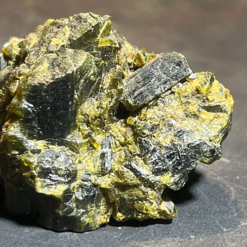 nuwu jewelry 女巫彩寶 財富之光。綠碧璽 碧璽 電器石 消磁晶簇 晶簇擺件