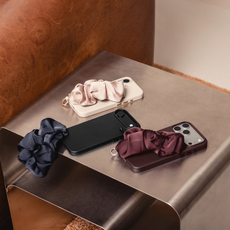 iPhone 17 Foulard M 絲巾手環磁吸防摔手機殼 - 手機殼/手機套 - 塑膠 