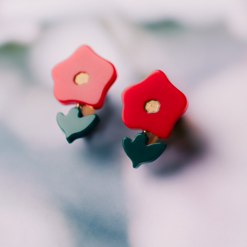 Flower Earrings/Clip-on earrings -Red- - ต่างหู - อะคริลิค สีแดง