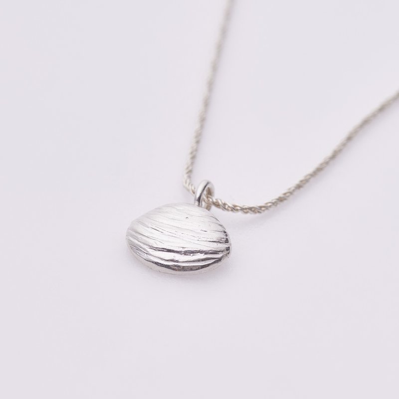 silver clam shell necklace silver clam shell necklace - Necklaces - Sterling Silver 