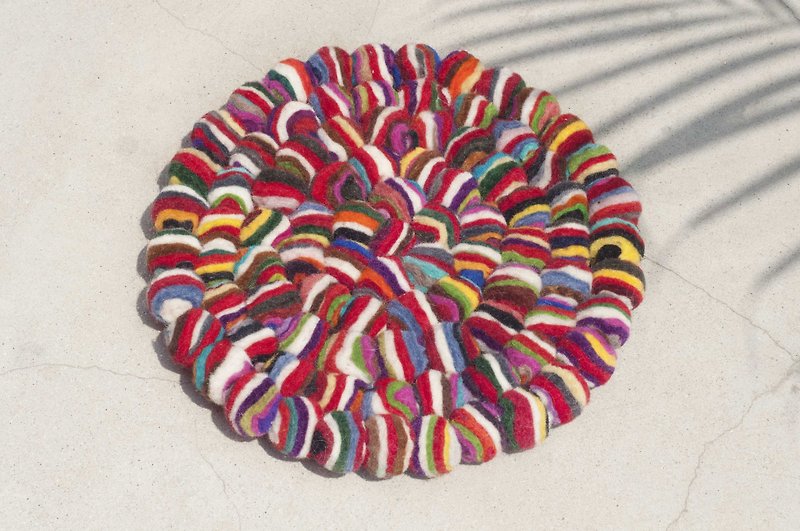 Ethnic Wind Forest Handmade Placemat Insulation Pads - Five-Color Colorful Cake Rainbow Potholders - ผ้ารองโต๊ะ/ของตกแต่ง - ขนแกะ หลากหลายสี