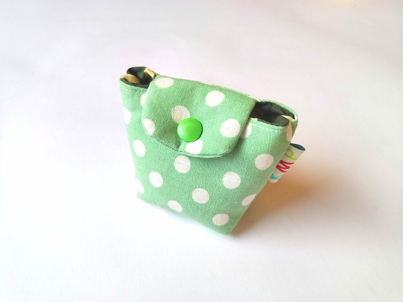 Pacifier clip pacifier storage bag combination green background with white dots - Baby Bottles & Pacifiers - Cotton & Hemp Green
