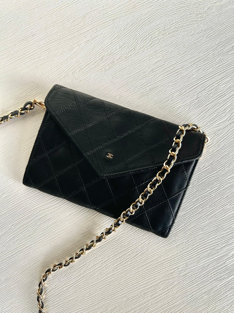 中古包 Chanel黑色信封翻蓋小包 斜背包 單肩包 側背包 二手包 - 側背包/斜背包 - 真皮 黑色