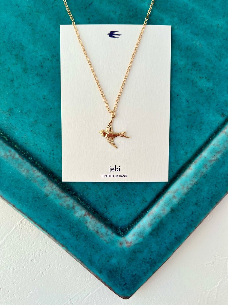 Gold Swallow Necklace 14K Gold Fill - สร้อยคอ - เครื่องประดับ สีทอง