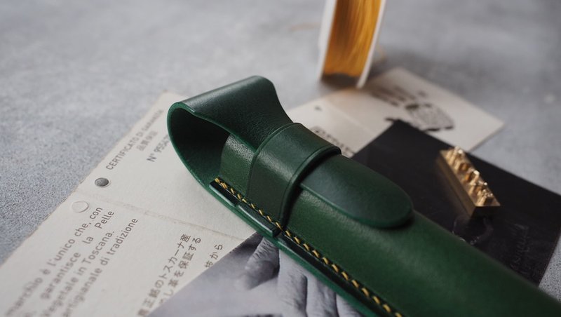 純手工牛皮隨身鋼筆套雪茄盒筆盒 客製化刻字禮物 顏色尺寸可訂製 - 鉛筆盒/筆袋 - 真皮 多色