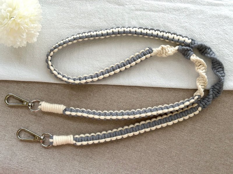 Simple long version lanyard-twisted knot - เชือก/สายคล้อง - ผ้าฝ้าย/ผ้าลินิน 