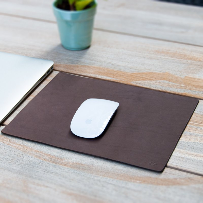 BURA Genuine Leather Mousepad Desk Mat - อุปกรณ์เสริมคอมพิวเตอร์ - หนังแท้ สีนำ้ตาล