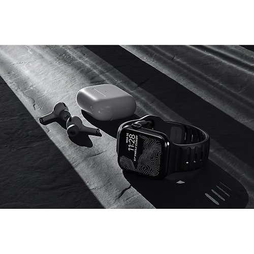 SW 智慧3C週邊生活館 【美國NOMAD】 Apple Watch專用運動風FKM橡膠錶帶-45/44/42mm-黑