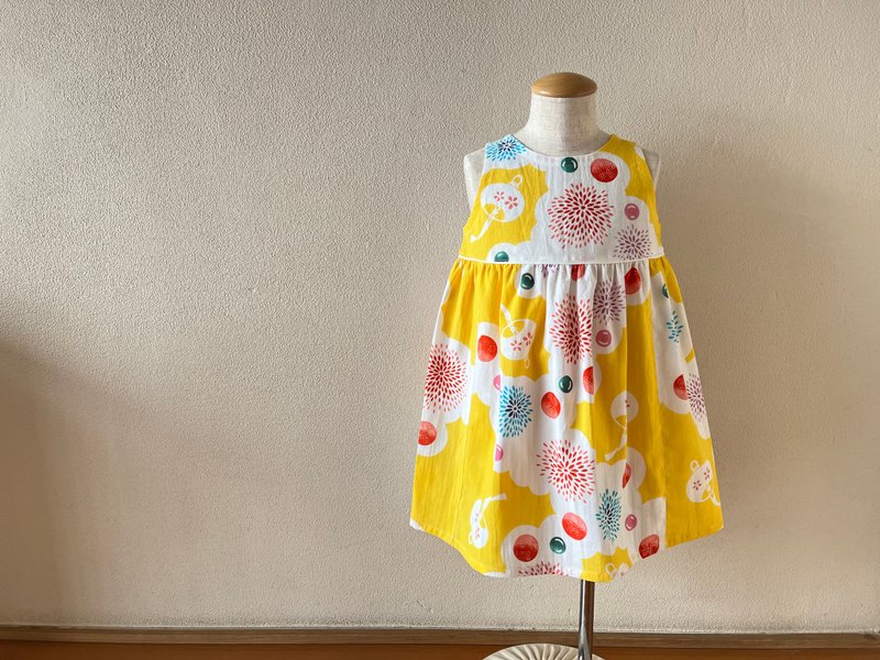 Children's Yukata fabric modest flare dress, Chusen fireworks, yellow background, 80-130 size, made to order - กระโปรง - ผ้าฝ้าย/ผ้าลินิน สีเหลือง