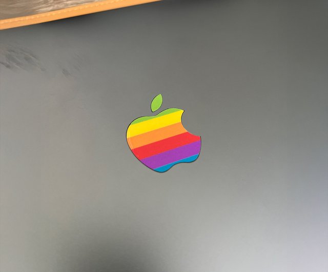 ※値下げ※【希少品】ノートパソコン用ケース　レインボーアップルロゴ レインボー ロゴ MacBook ステッカー カバー Apple ロゴ