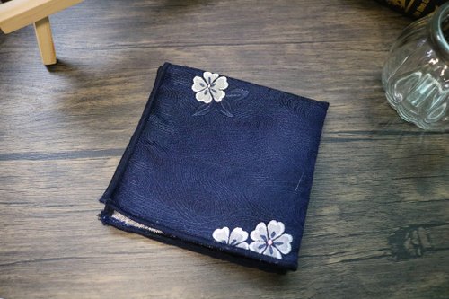 小可愛和小領帶 深藍色暗紋花卉刺繡口袋巾/真絲紳士手帕絲巾