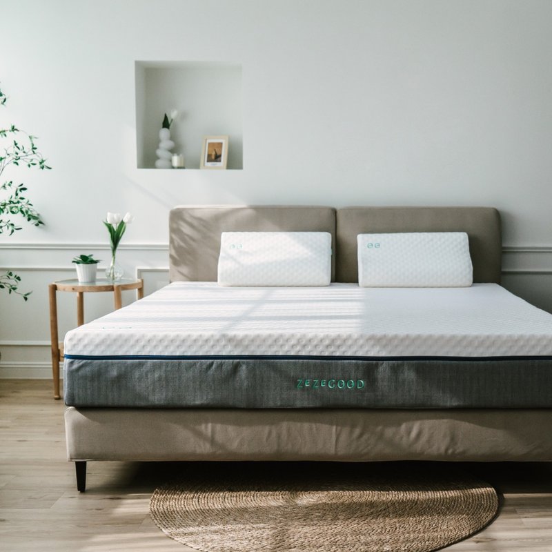 Sanmian Pressure Relief Mattress 25cm - เครื่องนอน - วัสดุอื่นๆ ขาว