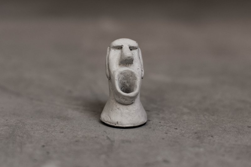曙MUSE 摩艾開口吶喊筆插 手作 特色 禮物 擺飾  裝飾 水泥 摩艾 - 擺飾/家飾品 - 水泥 灰色