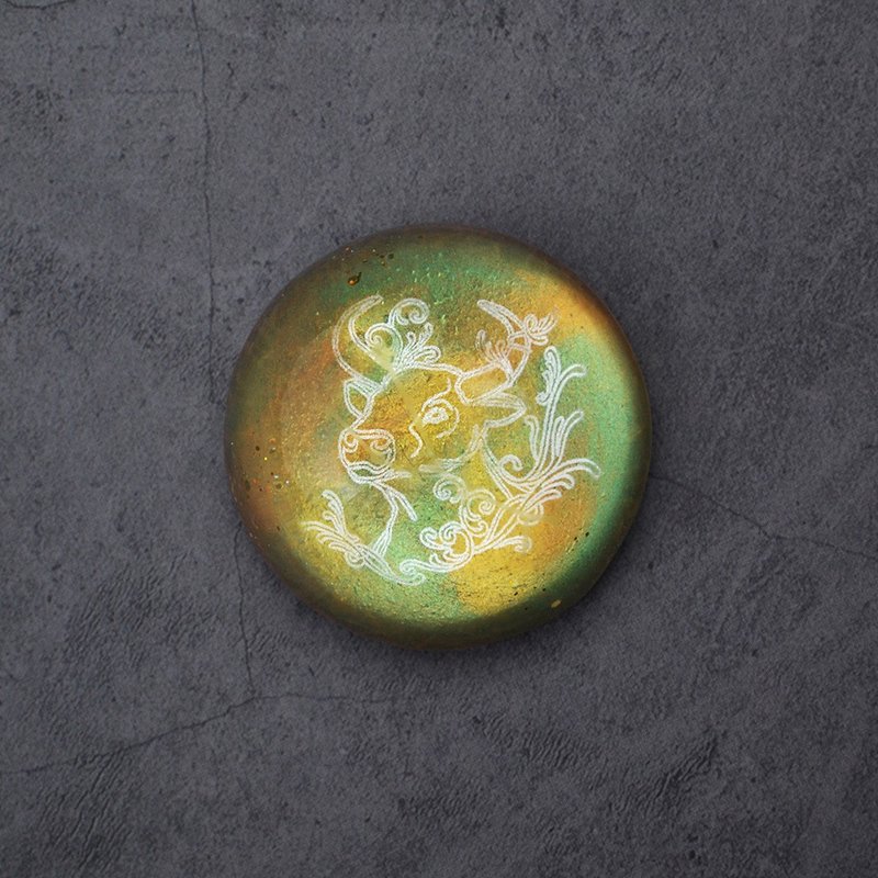 藝術寶石皂-金牛座 Taurus / 堅持者-腳踏實地的堅持 - 肥皂/手工皂 - 其他材質 紅色