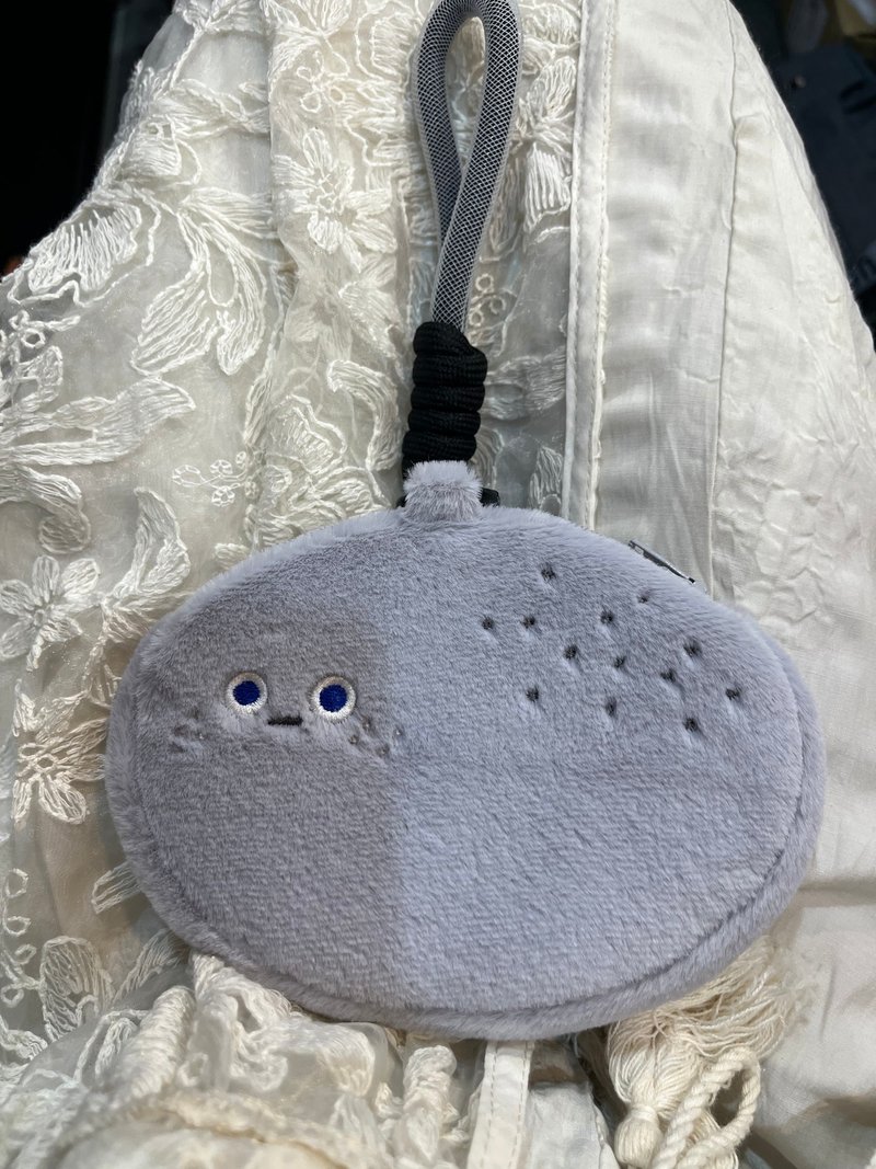 超級好摸的毛毛石頭錢包 - 錢包/皮夾/長短夾 - 其他人造纖維 