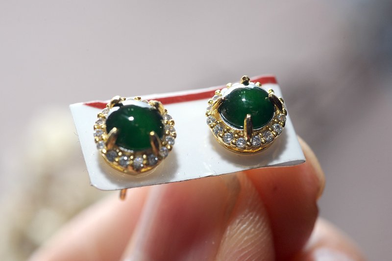 翡翠耳針 開運/招財/破煞/防小人 - 耳環/耳夾/耳骨夾 - 玉石 