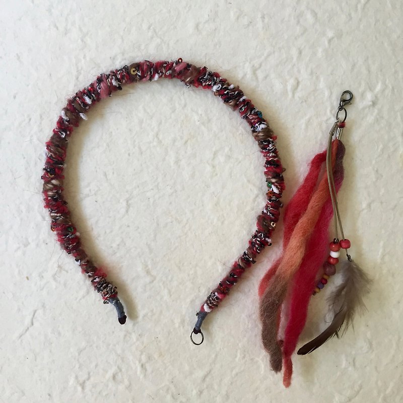 Hand weaved slim headband -with removable ethnic style tassel (red) - เครื่องประดับผม - วัสดุอื่นๆ สีแดง