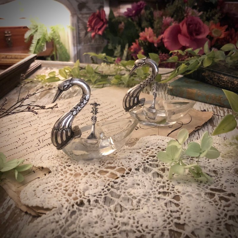 French Swan Silver glass salt basin set sold in pairs - จานเล็ก - เงิน สีเงิน