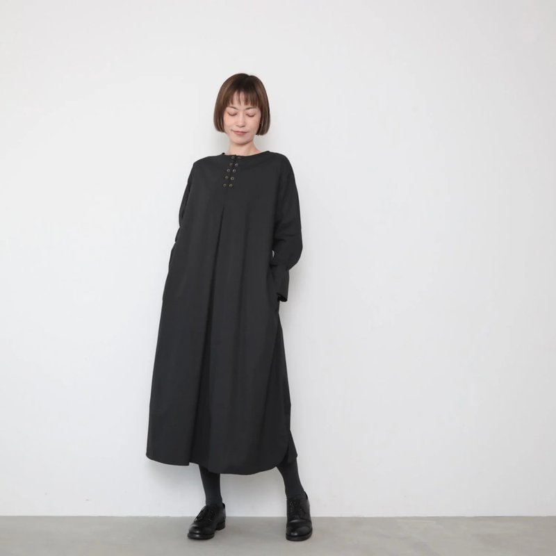 OMAKE.jp Double-breasted shirt dress KaihaOnepiece black - ชุดเดรส - ผ้าฝ้าย/ผ้าลินิน สีดำ