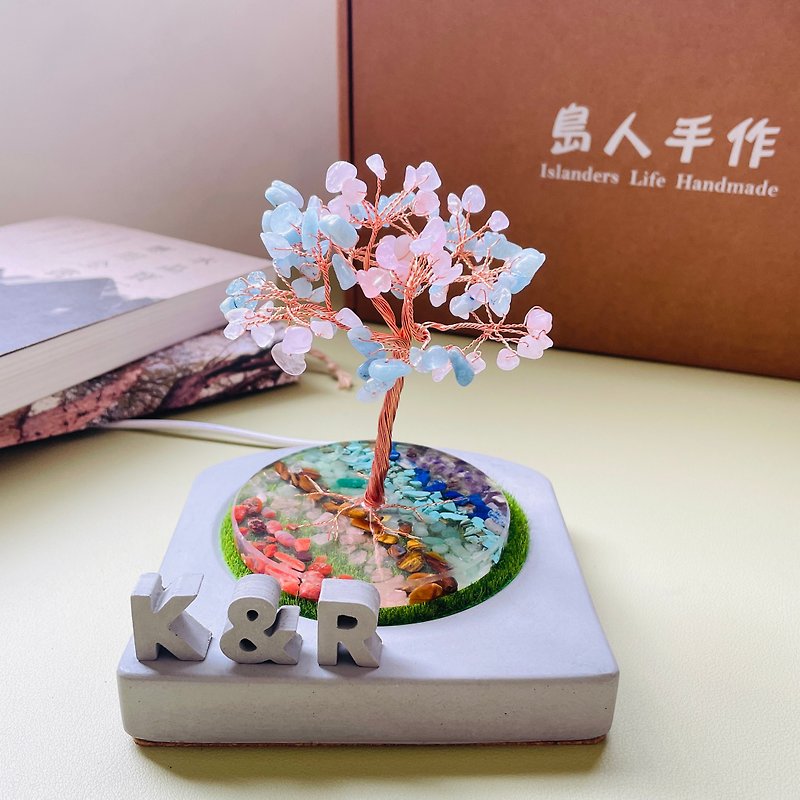 Tree of Hope | Crystal tree lamp gift box set handmade Cement lamp holder to attract wealth, luck and purification - letters need to be purchased additionally - โคมไฟ - ปูน 