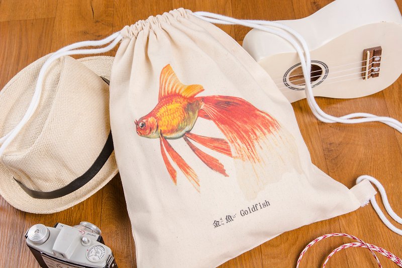 Striped Drawstring Backpack - 金魚 Goldfish - กระเป๋าหูรูด - ผ้าฝ้าย/ผ้าลินิน สีแดง
