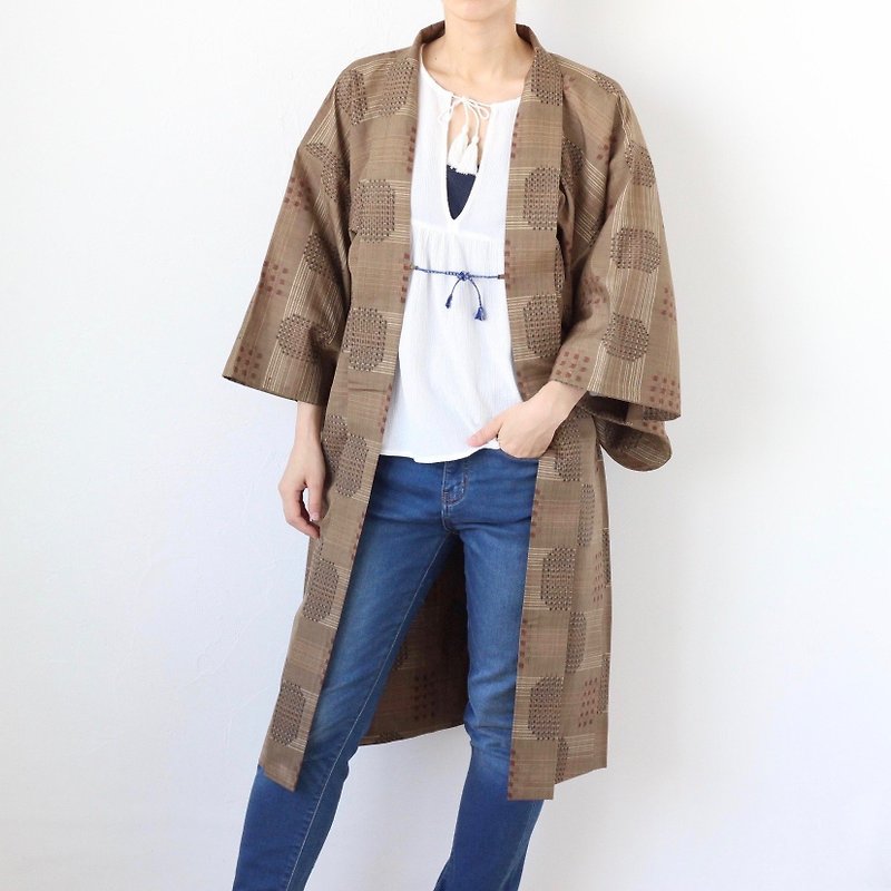 Japanese silk kimono, kimono jacket, traditional kimono, authentic kimono /3948 - ジャケット - シルク・絹 ブラウン