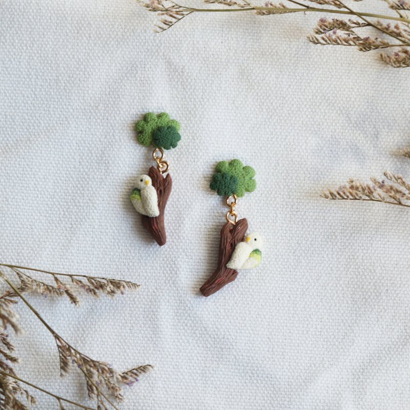 [Custom order] love bird bird on the tree - Earrings & Clip-ons - Clay 