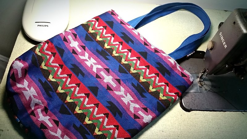 AMIN'S SHINY WORLD Ethnic handmade custom jacquard shoulder bag in tannin, Customizable Oh - กระเป๋าถือ - ผ้าฝ้าย/ผ้าลินิน หลากหลายสี