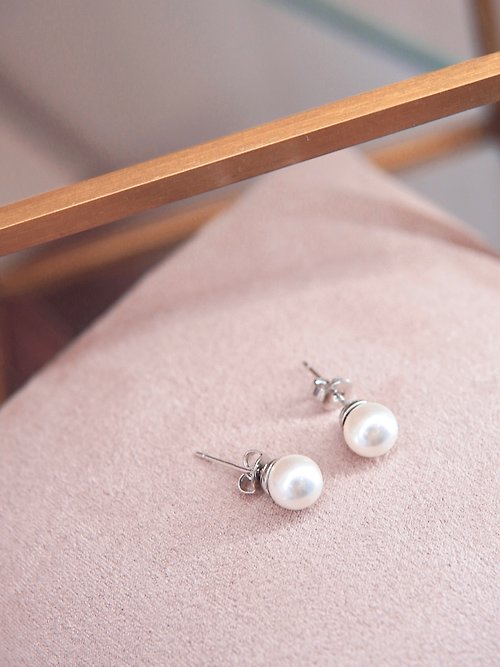 Lafit 珍珠仙子 — 小巧時尚光澤珍珠耳環 女生儀式感禮物
