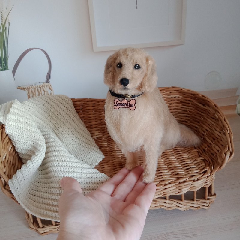 6 inches height Made to order Miniature realistic crochet Golden retriever - 公仔/玩偶 - 其他材質 金色