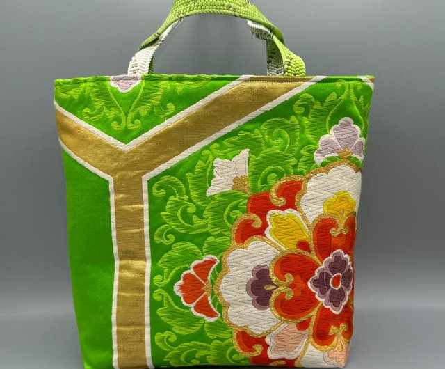 ゆうき【正絹・帯・ハンドメイド】リメイク・トートバッグ・結婚式・お茶会・花刺繍 ゆうき正絹・帯・ハンドメイドリメイク・トートバッグ・ショルダー