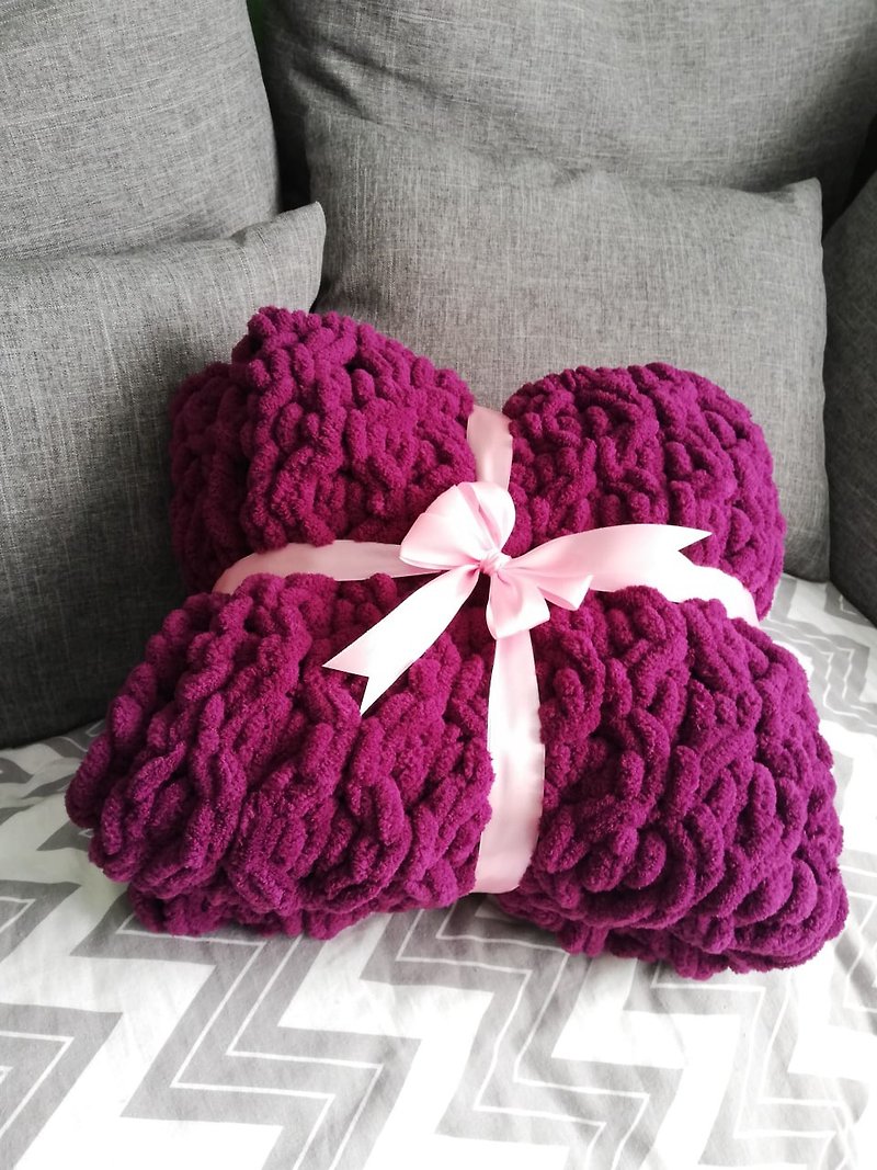 Trendize stretchable sofa cover aesthetic bedding minimalist throw blanket - 被/毛毯 - 聚酯纖維 紫色