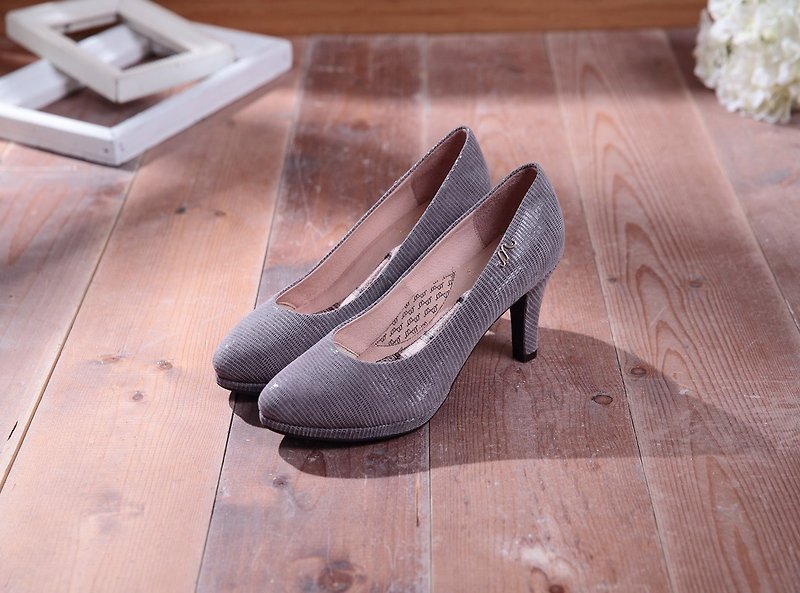 Bella- intellectual ash - micro-embossed lambskin leather pointed high-heeled shoes - รองเท้าส้นสูง - หนังแท้ สีเทา