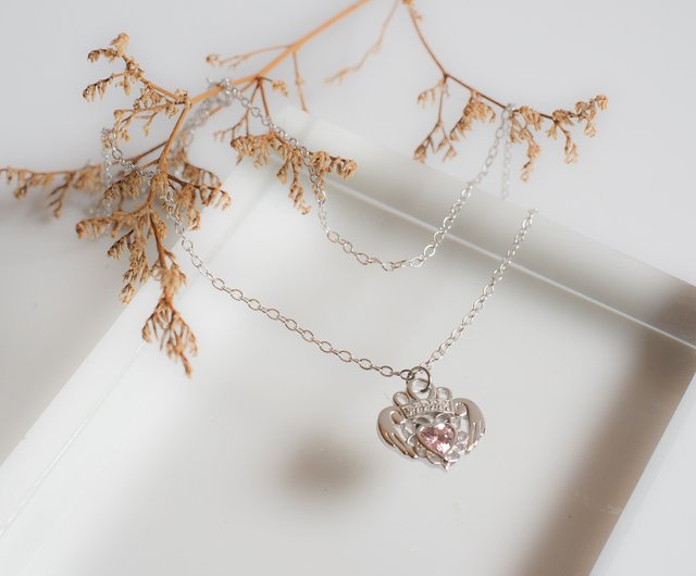 プリンセスクラウンネックレス ショップ Jeweltrove ネックレス Pinkoi