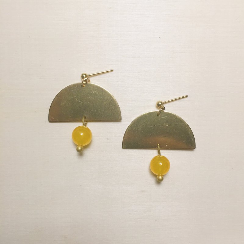 Yellow Jade Large Semicircle Japanese Earrings - ต่างหู - หยก สีเหลือง