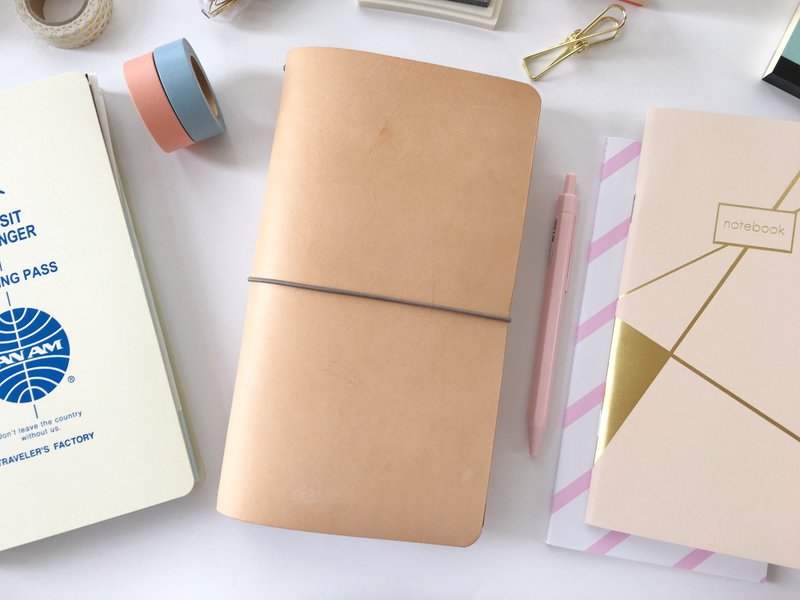 Oat - Regular size Traveler's Notebook // Vegetable Tanned Leather - 筆記本/手帳 - 真皮 