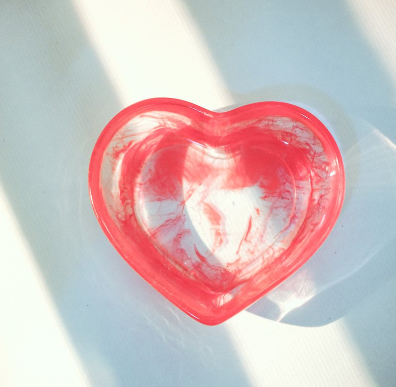 Pills Heart's Sorting Jewelry Box Plate - ของวางตกแต่ง - เรซิน สีแดง