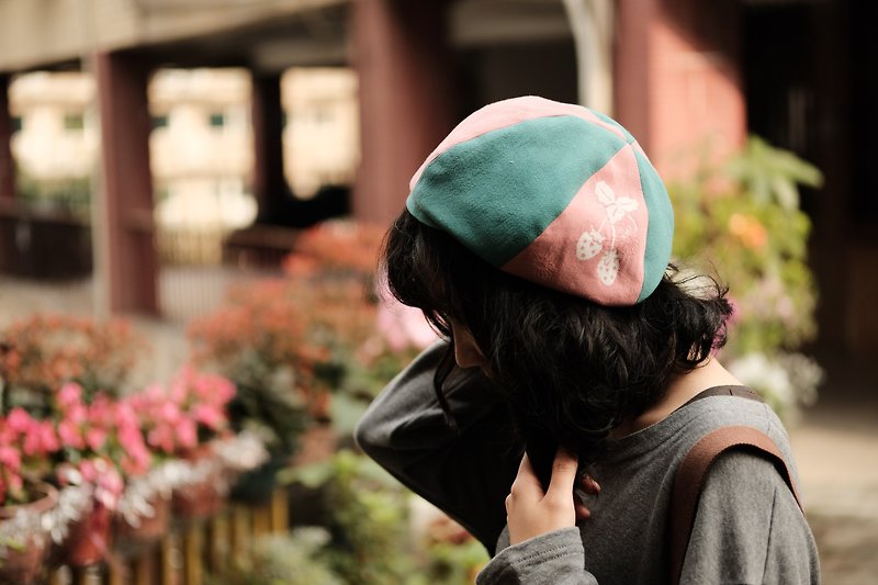 【草莓園】手工印花貝蕾帽/貝雷帽/畫家帽 - 帽子 - 棉．麻 粉紅色